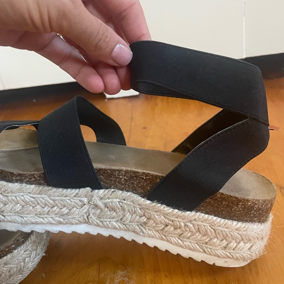 Esprit Allison Flatform Sandals - Picture 3 of 7